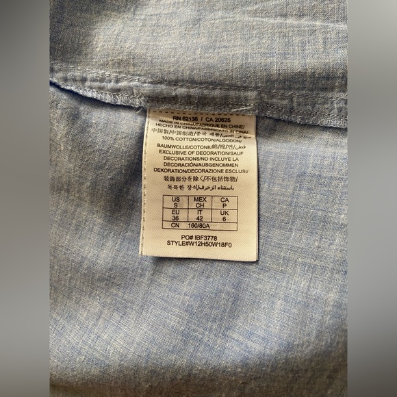 Guess women’s shirt . - Picture 5 of 7